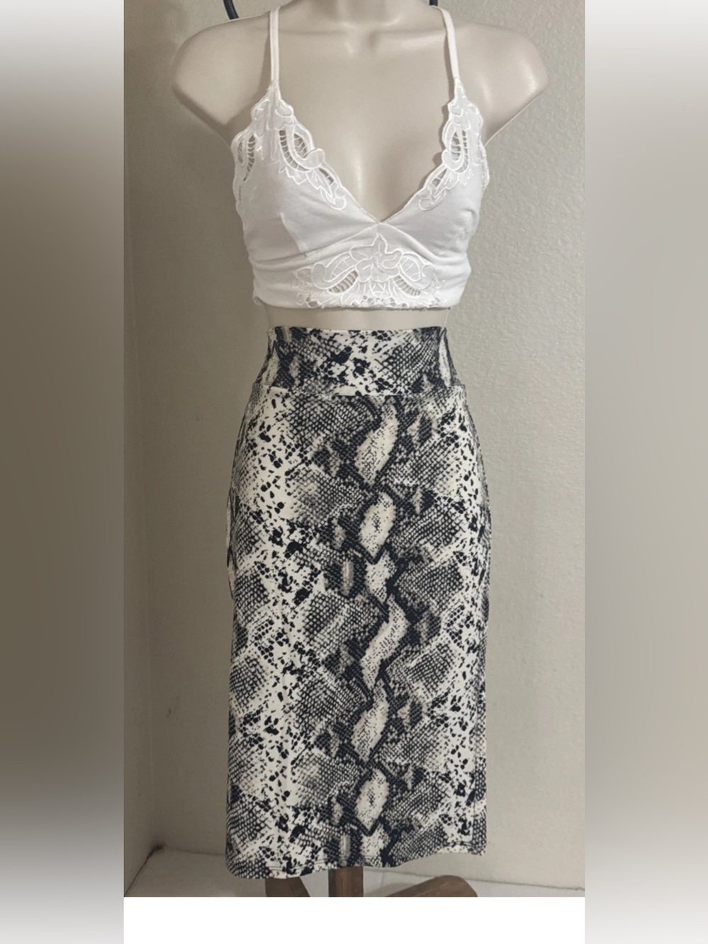Women’s Black White Snakeskin Midi Skirt High Waist Stretch Bodycon Trendy